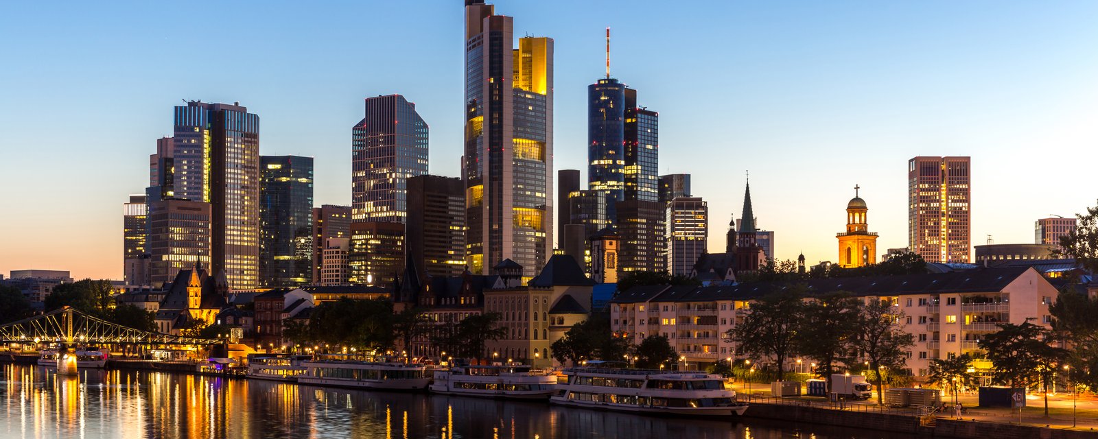 Bank Jobs in Frankfurt: Stadtansicht von Frankfurt
