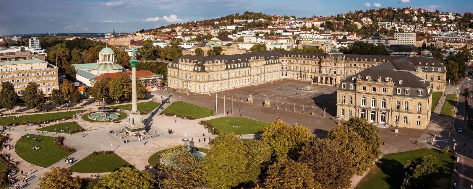 Bank Jobs in Stuttgart: Stadtansicht von Stuttgart